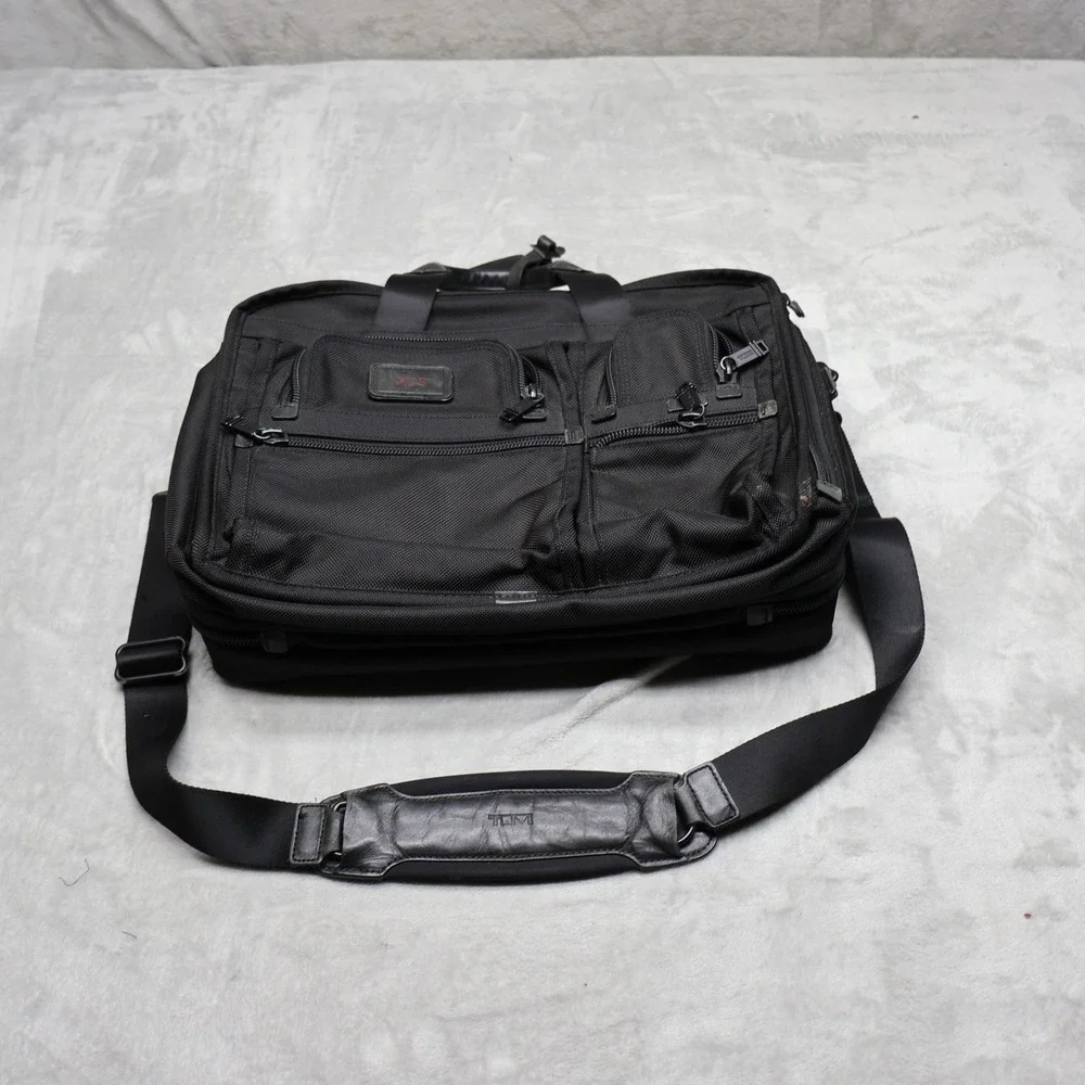 Tumi Laptop Bag Unisex One Size Black Alpha Expandable Ballistic Nylon Messenger